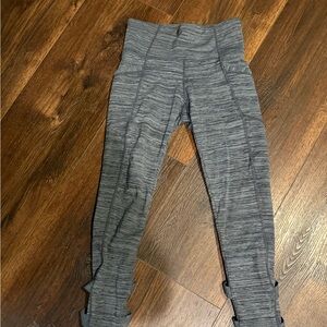 Athleta Charcoal Criss Cross Leggings XS
